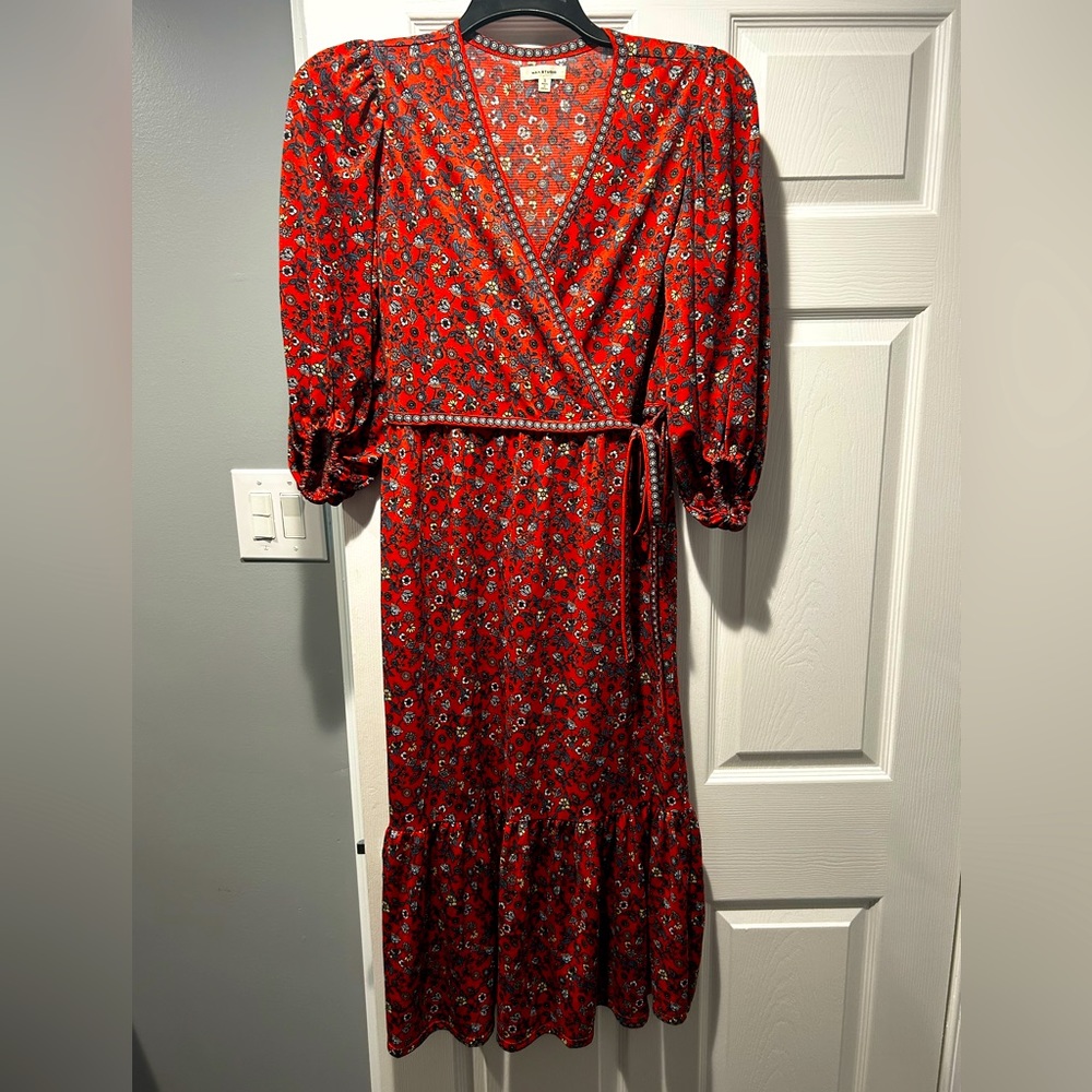 Misses Max Studio Size Small Cross Over 3/4 Length Dress Red Floral Pattern